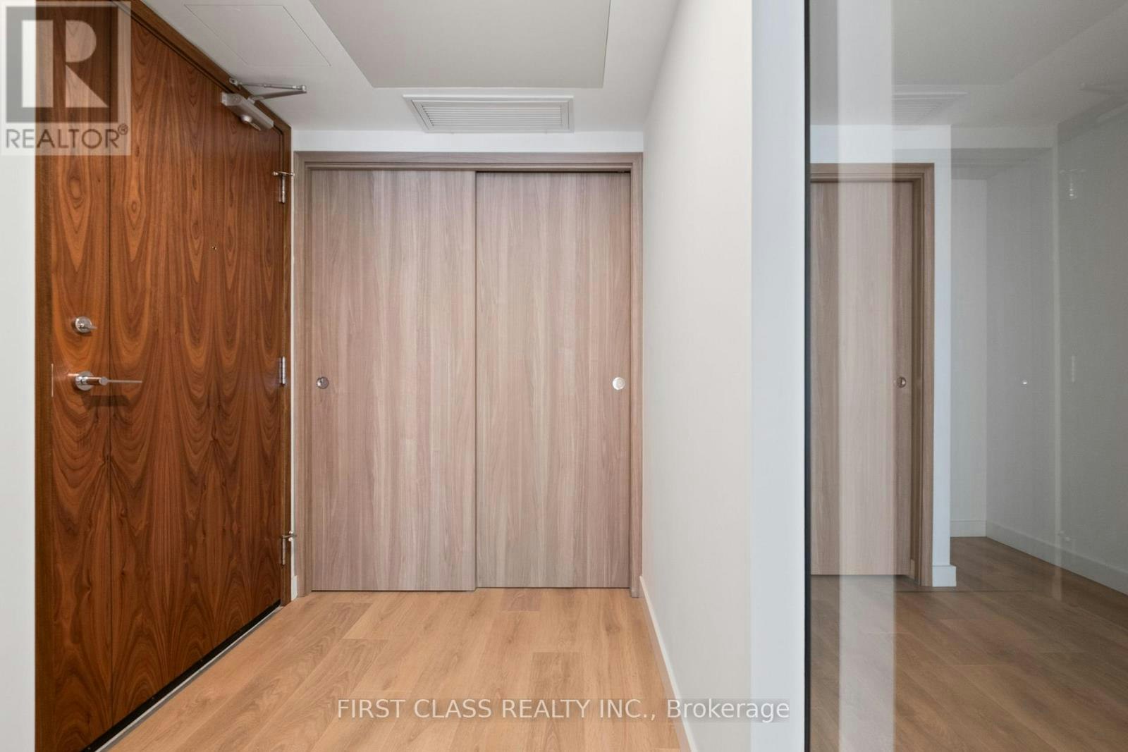 728W-3 Concord Cityplace Way, Toronto, ON, M5V 0X4 - 2