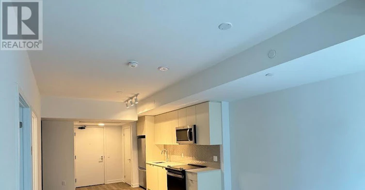 337 D-1614 Charles Street, Whitby, ON, L1N 1B9 - 2