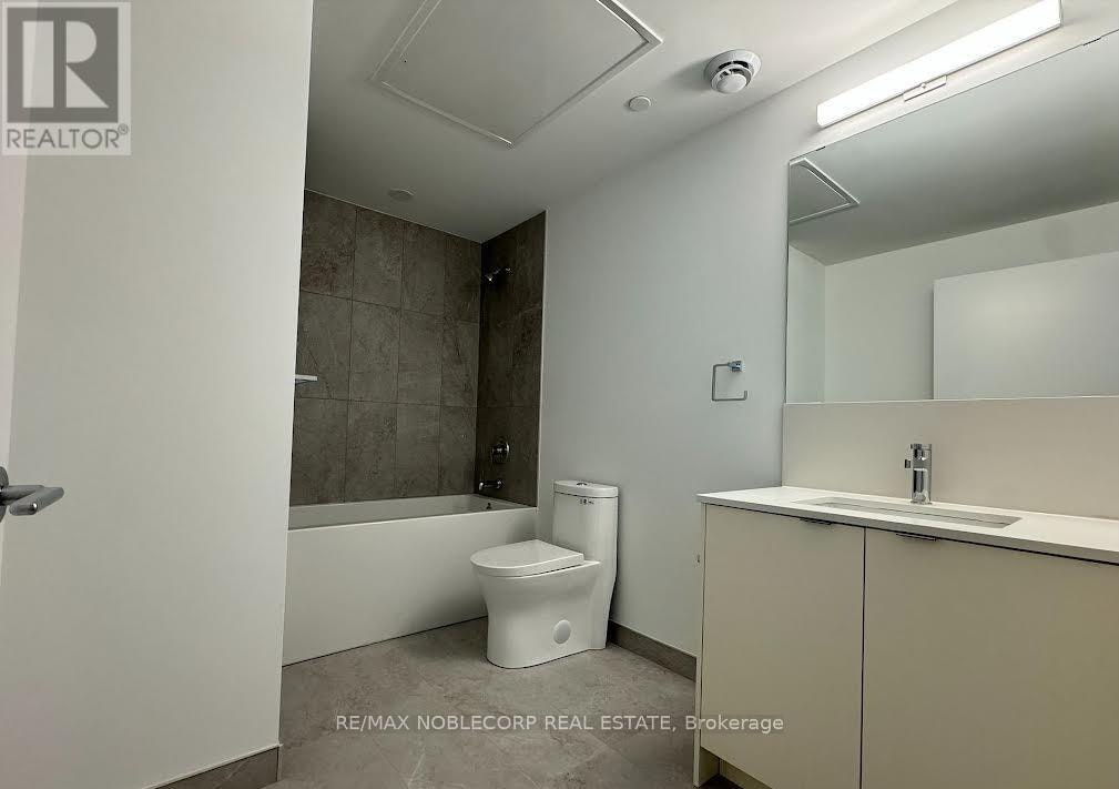 337 D-1614 Charles Street, Whitby, ON, L1N 1B9 - 7