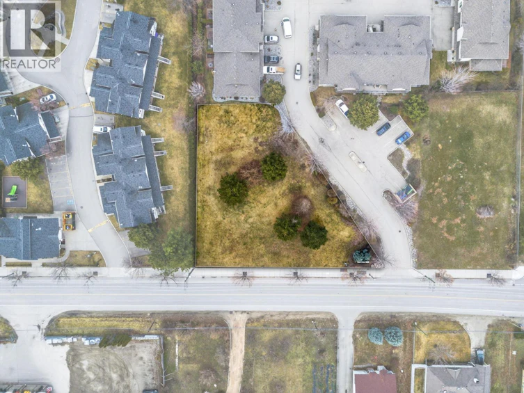 3318 Woodsdale Road, Lake Country, BC, V4V 1X6 - 5