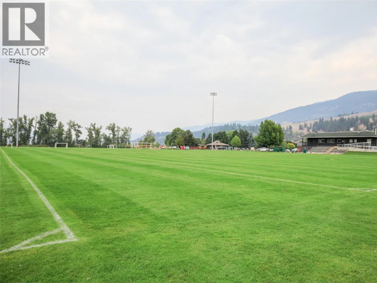 3318 Woodsdale Road, Lake Country, BC, V4V 1X6 - 16