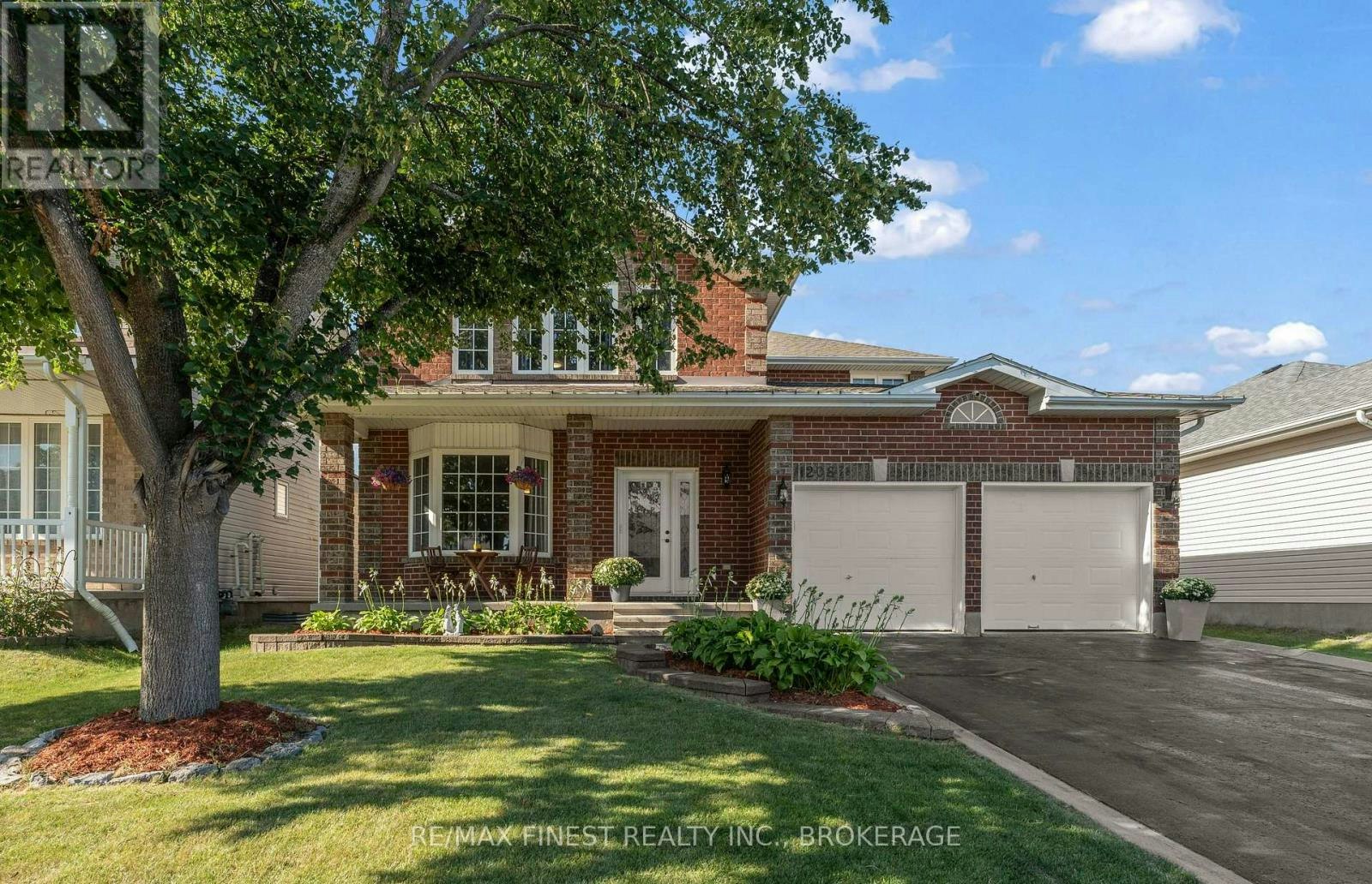 1208 Greenwood Park Drive, Kingston, ON, K7K 7K3