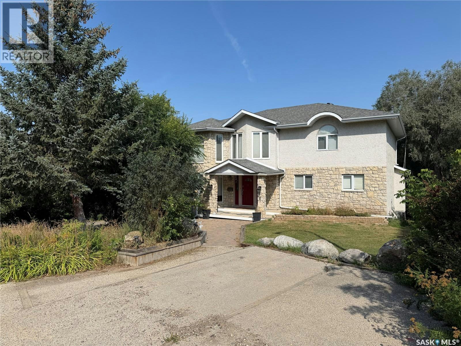 10 Meadow Bay, Lumsden, SK, S0G 3C0