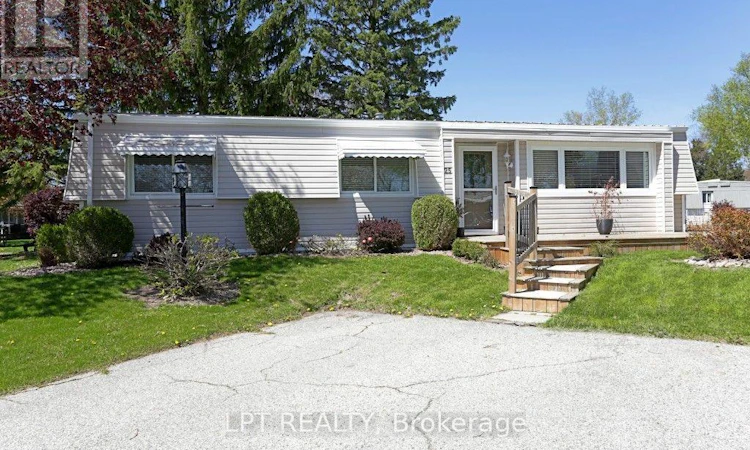 25 Maple Grove Road