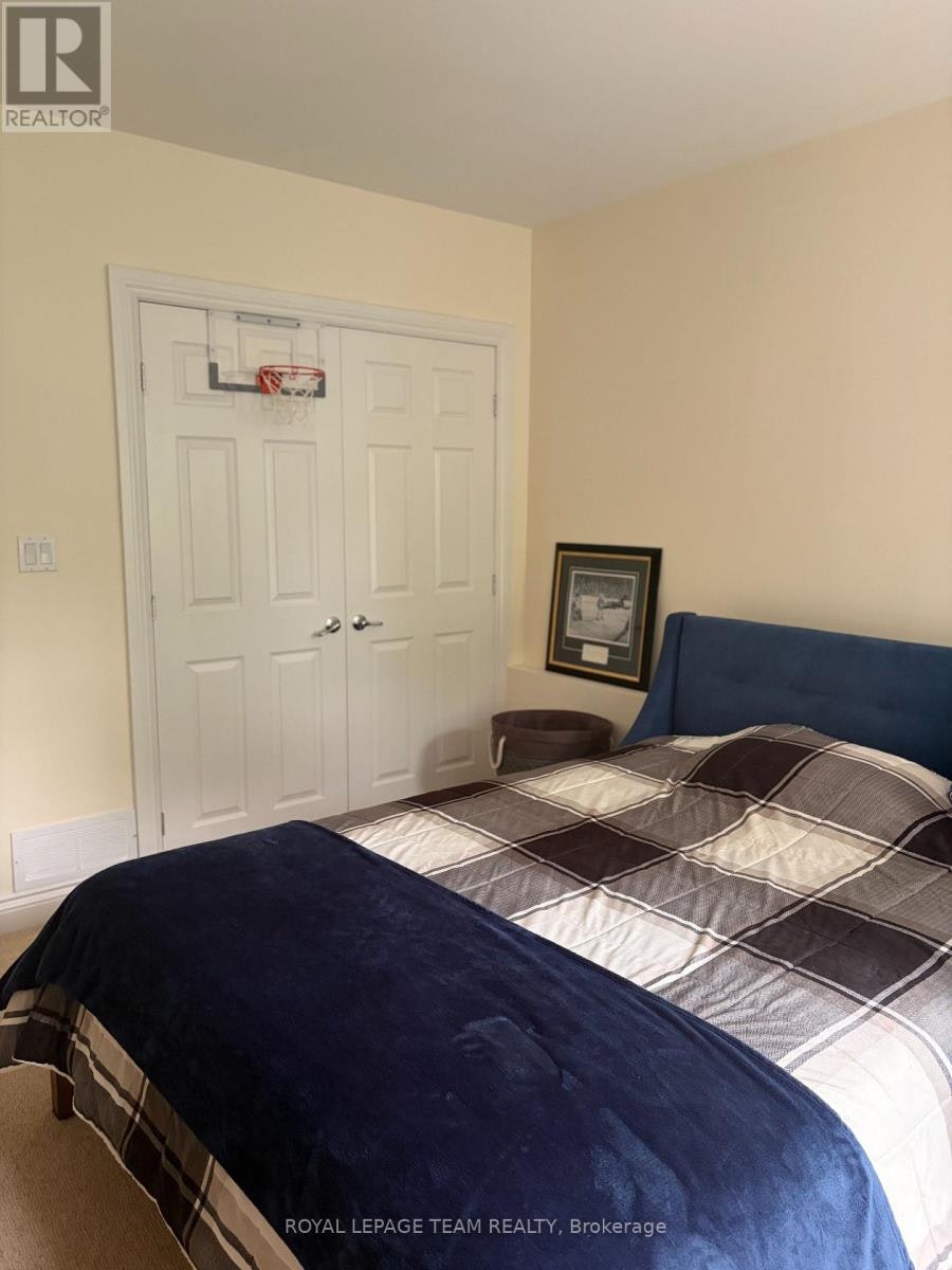48 Ella Street, Ottawa, ON, K1S 2S4 - 8