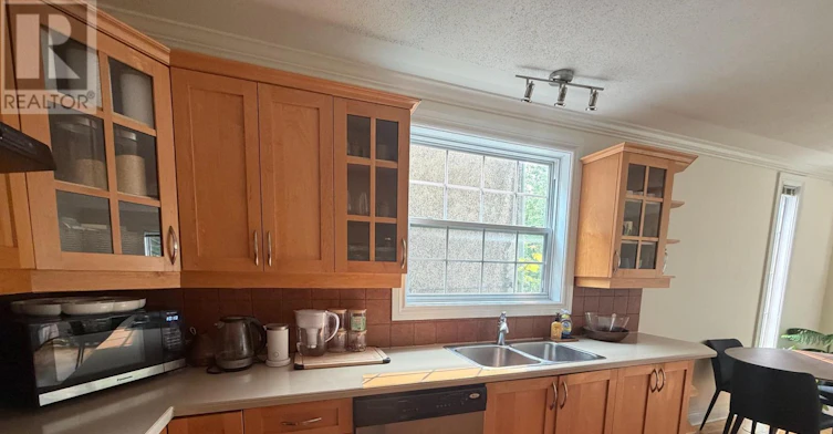 48 Ella Street, Ottawa, ON, K1S 2S4 - 2