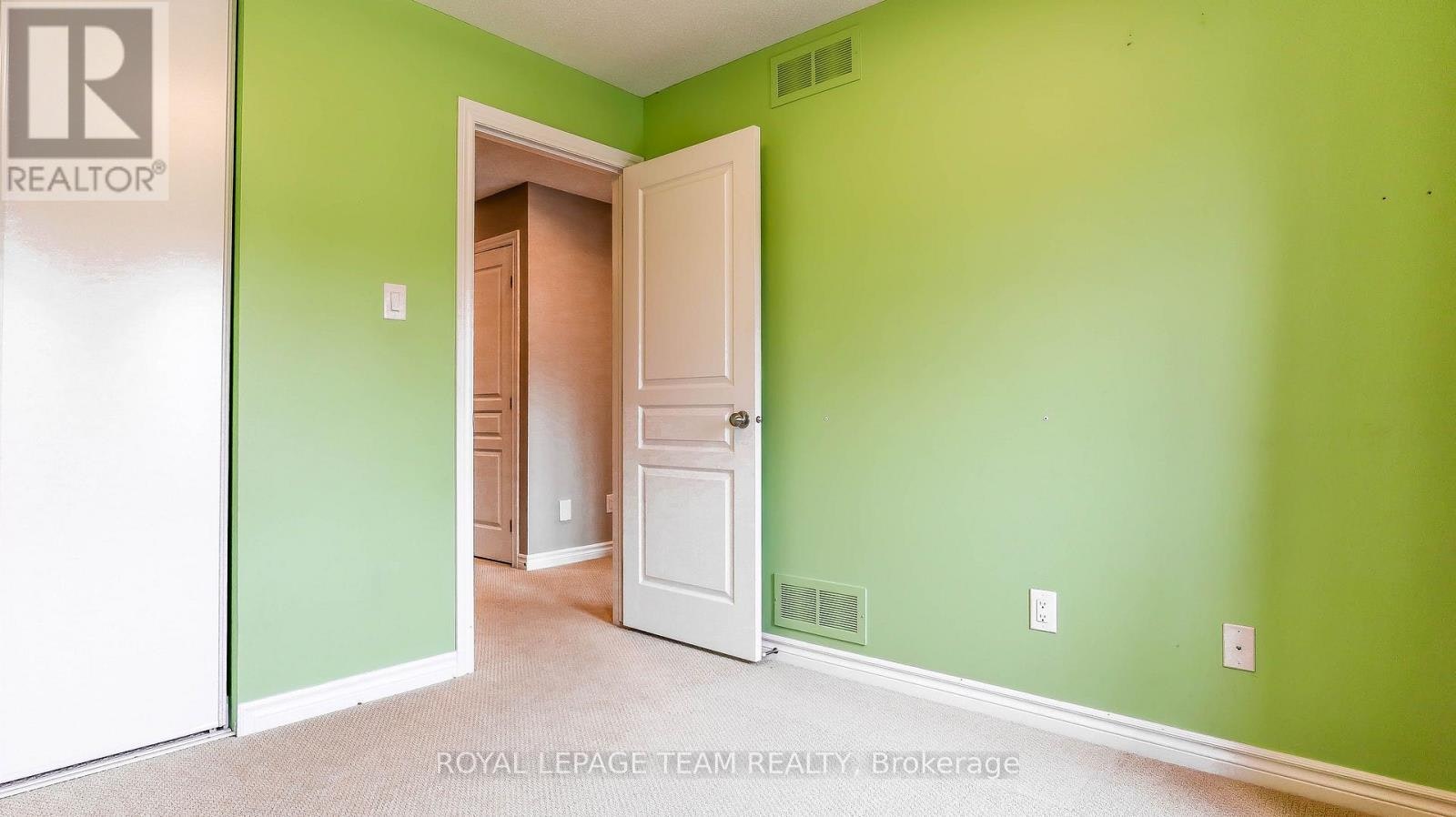 119 Bridgestone Drive, Ottawa, ON, K2M 0A4 - 23