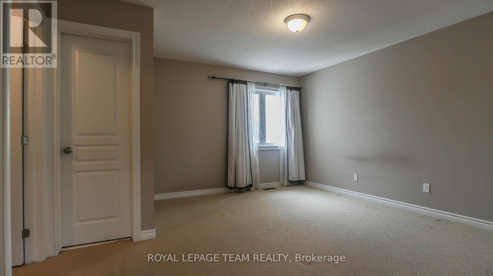 119 Bridgestone Drive, Ottawa, ON, K2M 0A4 - 16