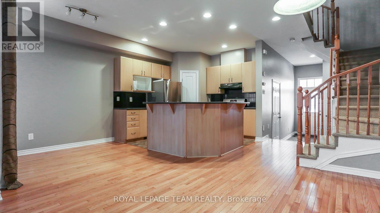 119 Bridgestone Drive, Ottawa, ON, K2M 0A4 - 10
