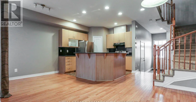 119 Bridgestone Drive, Ottawa, ON, K2M 0A4 - 10