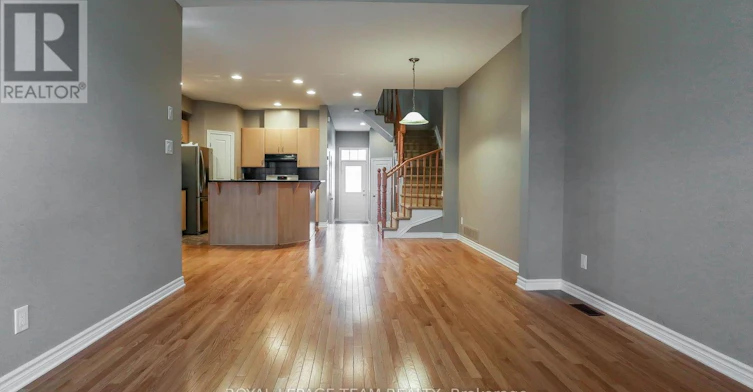 119 Bridgestone Drive, Ottawa, ON, K2M 0A4 - 11