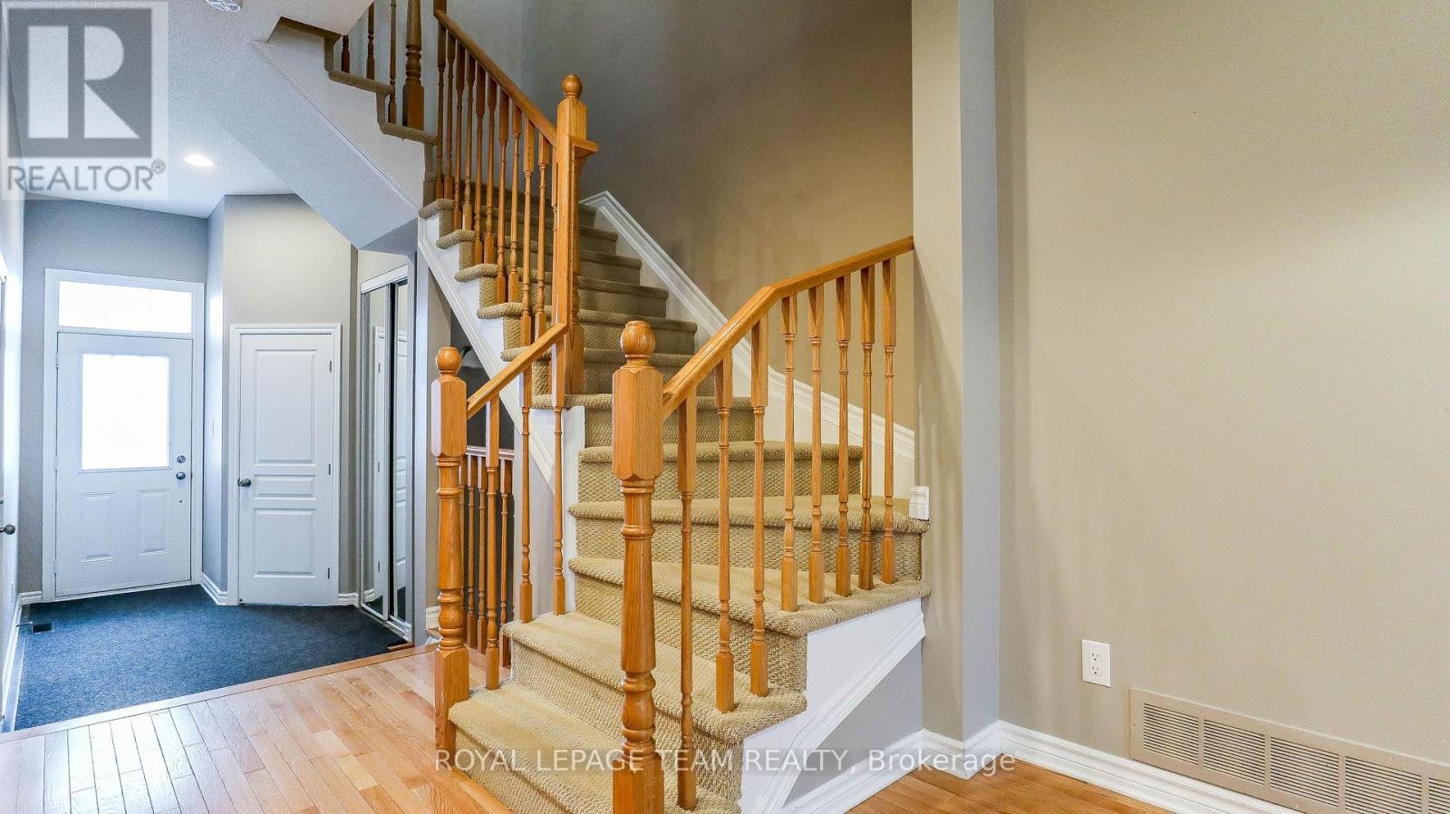 119 Bridgestone Drive, Ottawa, ON, K2M 0A4 - 13