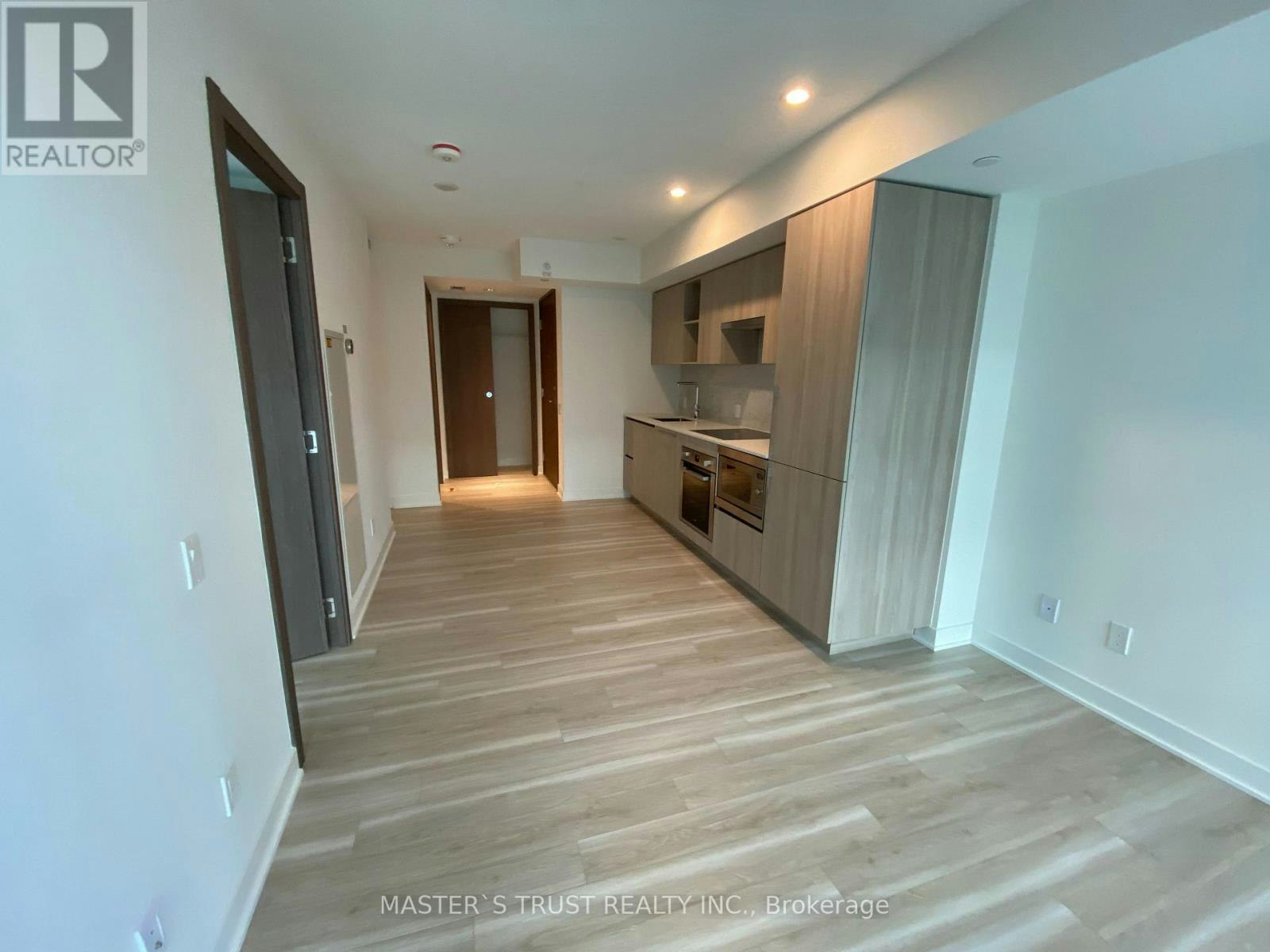 716-17 Bathurst Street, Toronto, ON, M5V 0N1 - 5