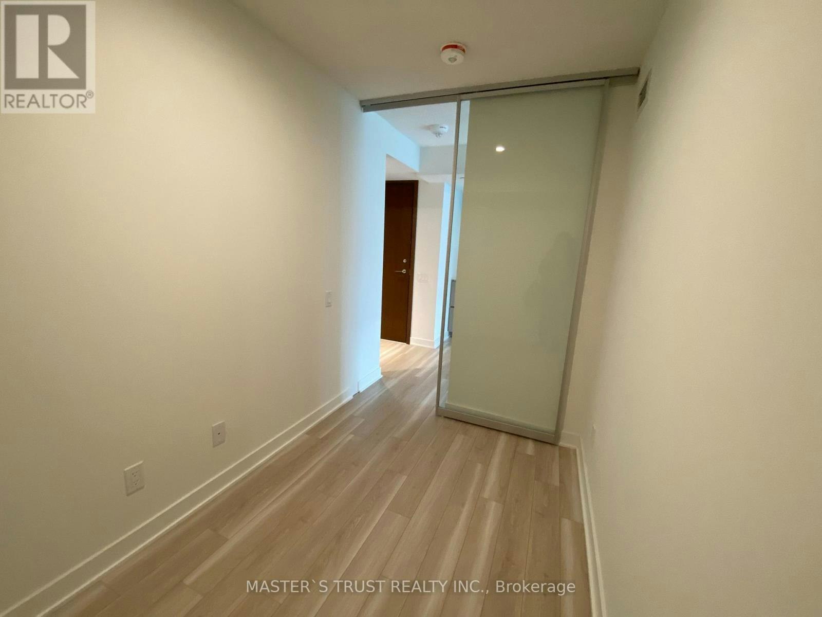 716-17 Bathurst Street, Toronto, ON, M5V 0N1 - 10