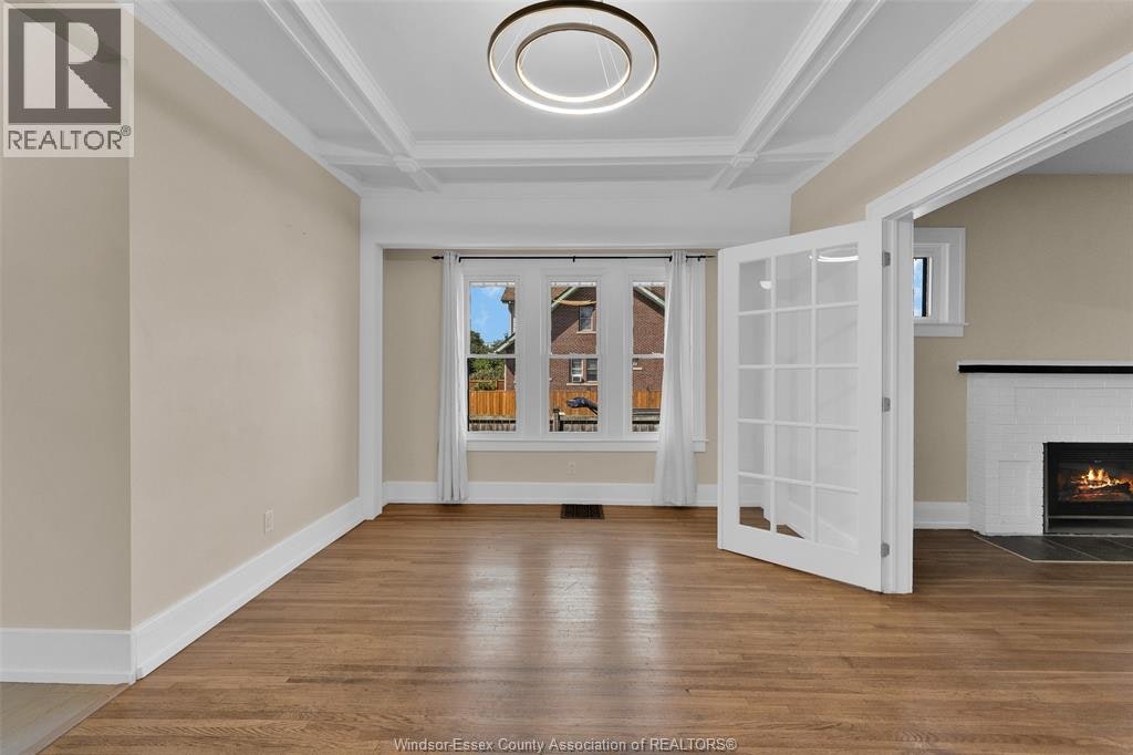 UPPER-1605 Dougall Avenue, Windsor, ON, N8X 1S4 - 10