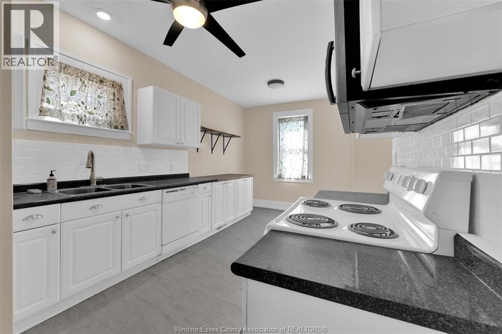 UPPER-1605 Dougall Avenue, Windsor, ON, N8X 1S4 - 12