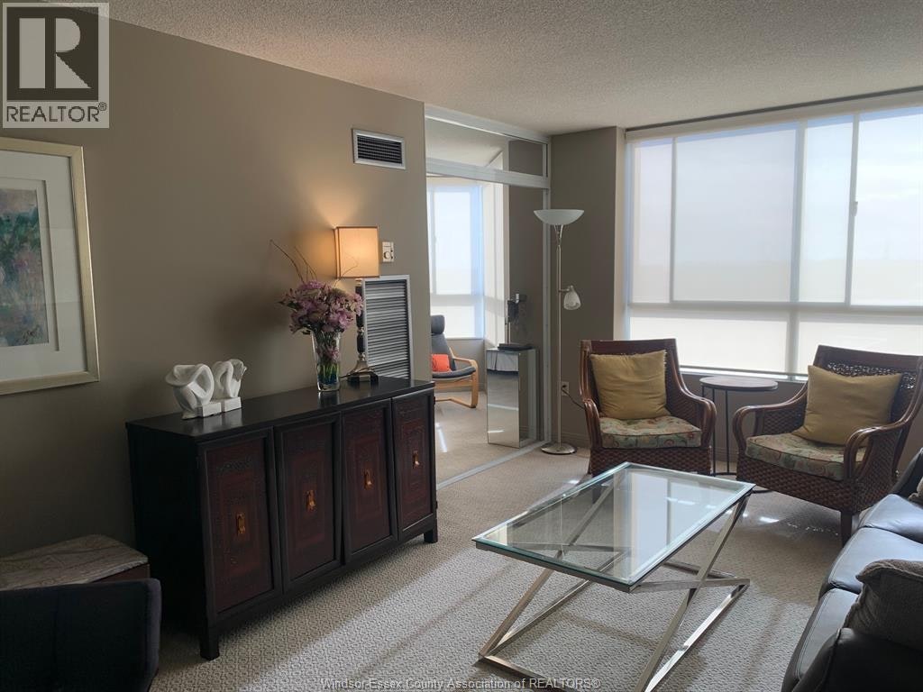 1701-75 Riverside Drive, Windsor, ON, N9A 7C2 - 4