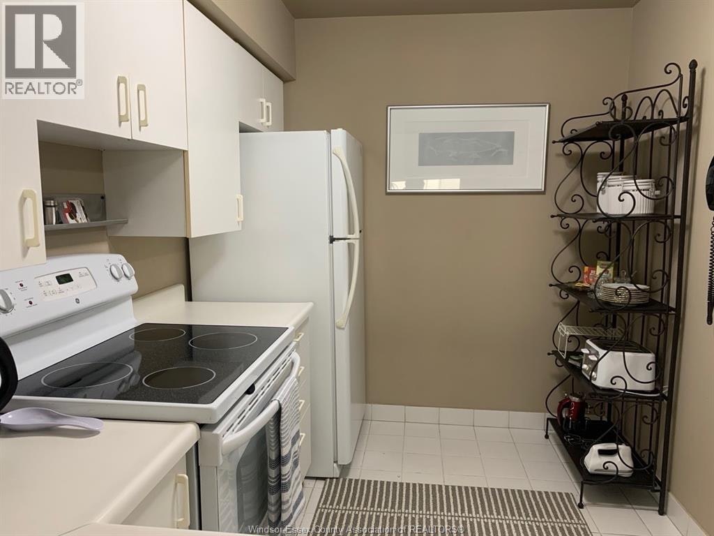 1701-75 Riverside Drive, Windsor, ON, N9A 7C2 - 21
