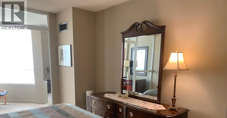 1701-75 Riverside Drive, Windsor, ON, N9A 7C2 - 14