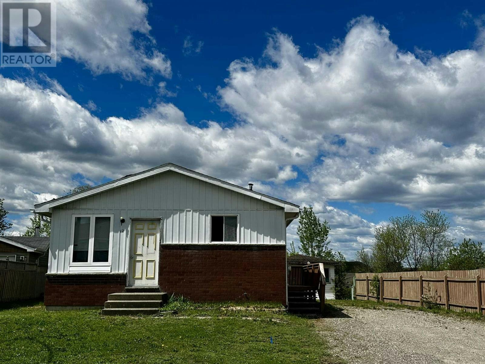 12 Lauzon Crescent, Elliot Lake, ON, P5A 1J1