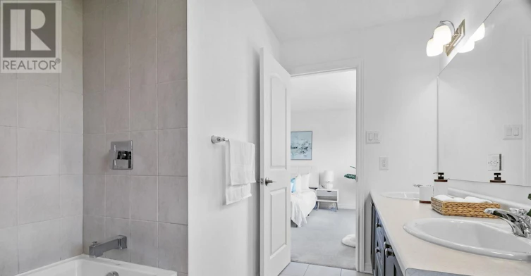 4852 Abbott Street E, Ottawa, ON, K2V 0J9 - 18