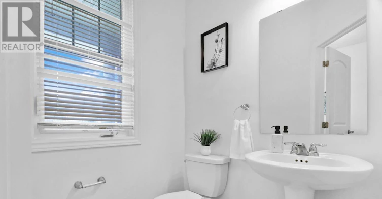 4852 Abbott Street E, Ottawa, ON, K2V 0J9 - 3