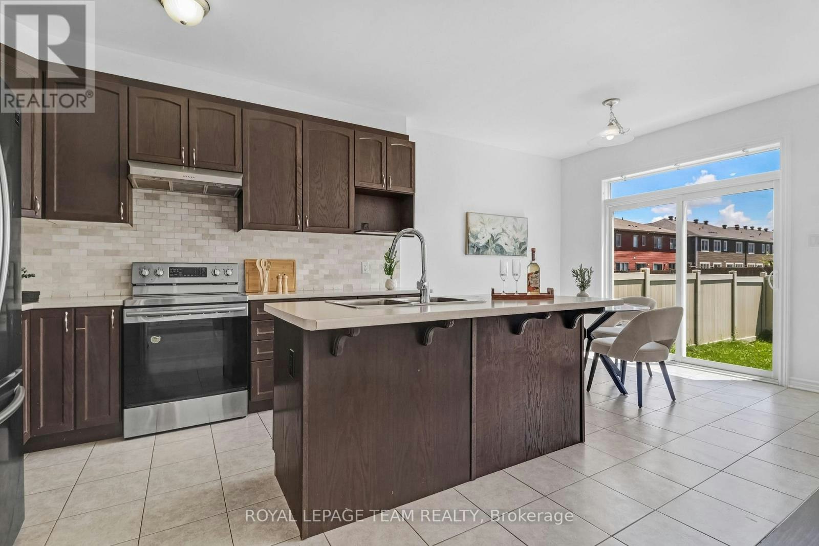 4852 Abbott Street E, Ottawa, ON, K2V 0J9 - 10