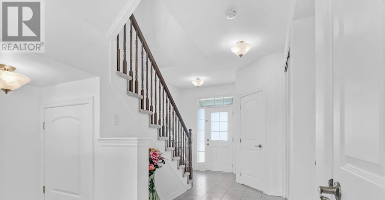 4852 Abbott Street E, Ottawa, ON, K2V 0J9 - 4