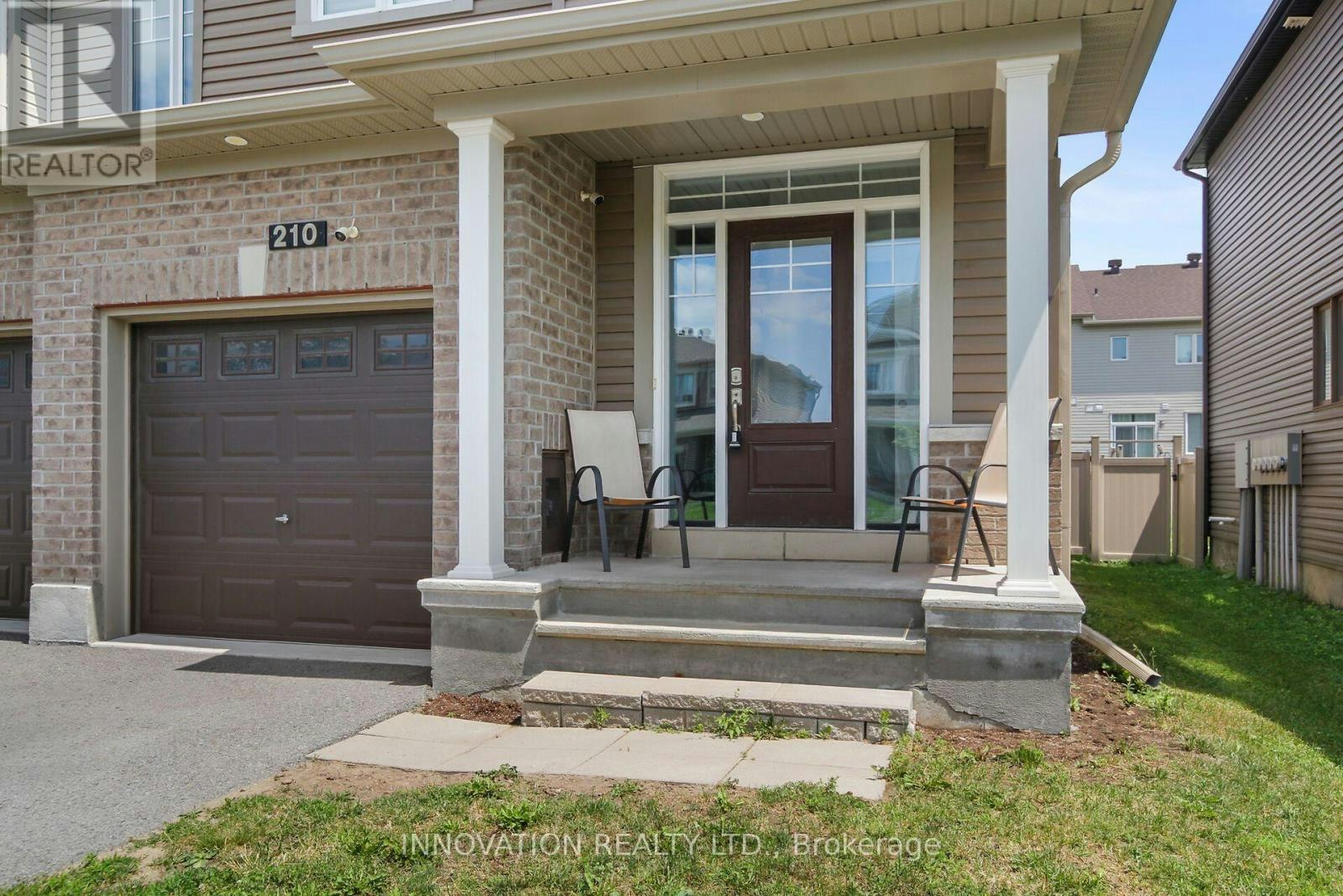 210 Bandelier Way, Ottawa, ON, K2S 2J4 - 2