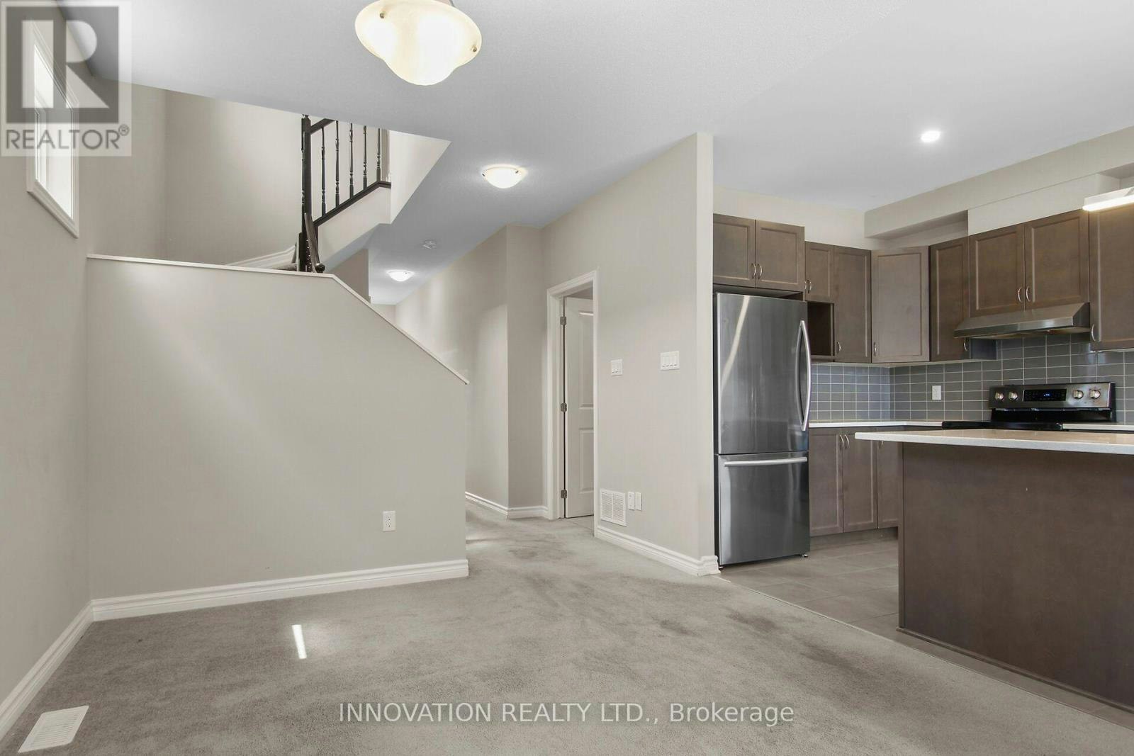 210 Bandelier Way, Ottawa, ON, K2S 2J4 - 8