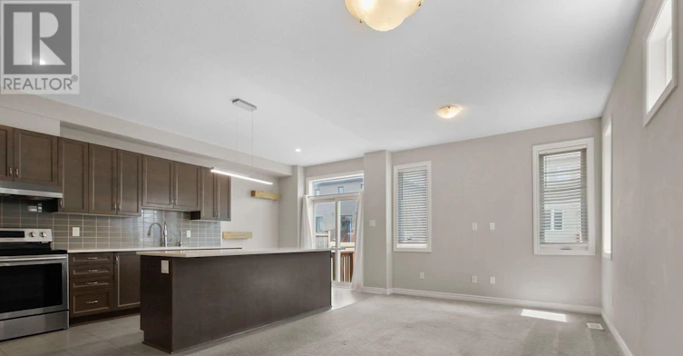 210 Bandelier Way, Ottawa, ON, K2S 2J4 - 10