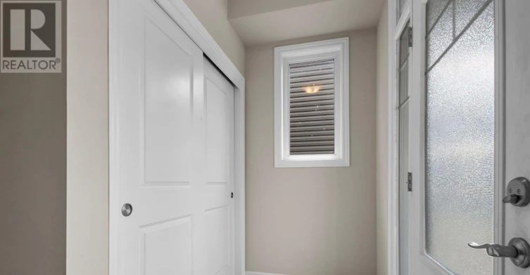 210 Bandelier Way, Ottawa, ON, K2S 2J4 - 3