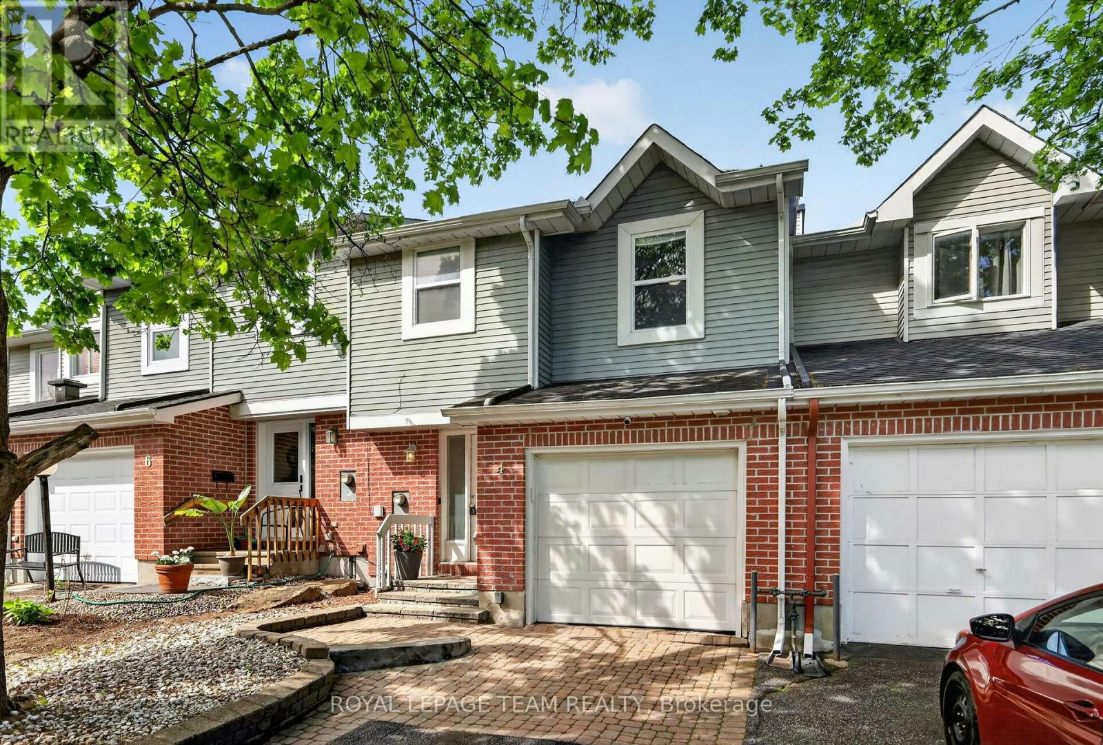 4 Mill Hill Road, Ottawa, ON, K2H 9N4