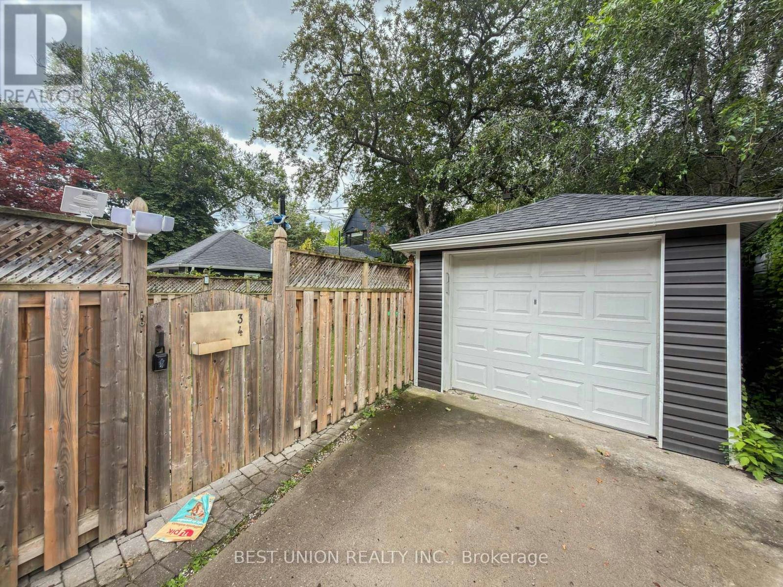 34 Maxwell Avenue, Toronto, ON, M5P 2B5 - 33