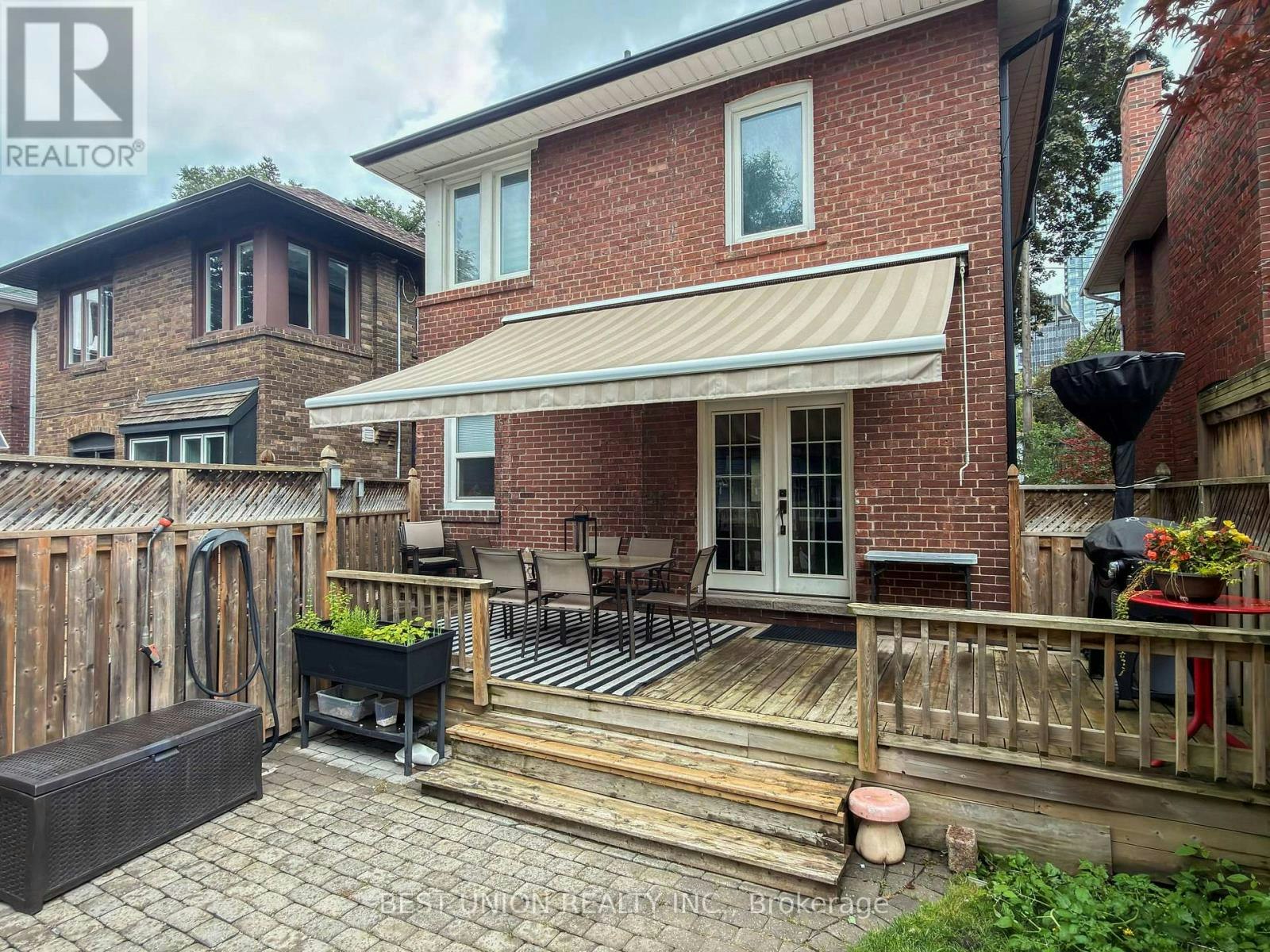 34 Maxwell Avenue, Toronto, ON, M5P 2B5 - 28