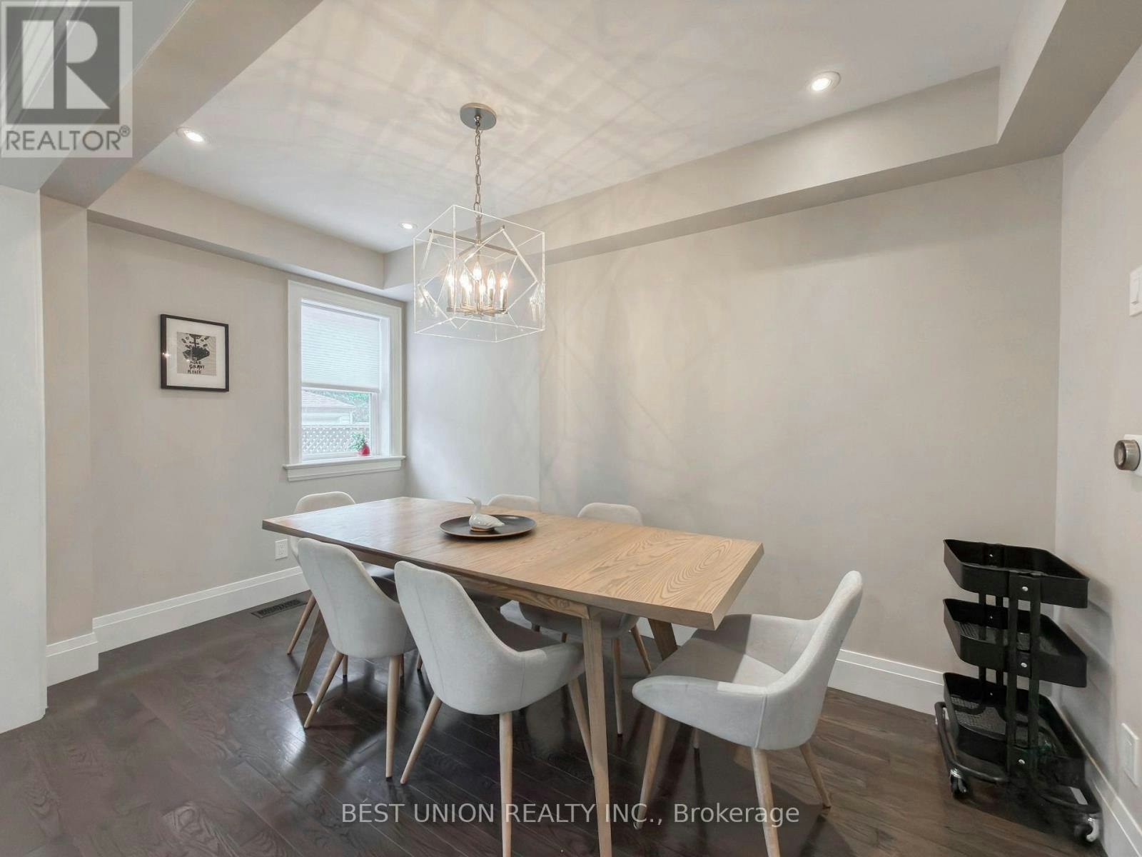 34 Maxwell Avenue, Toronto, ON, M5P 2B5 - 14