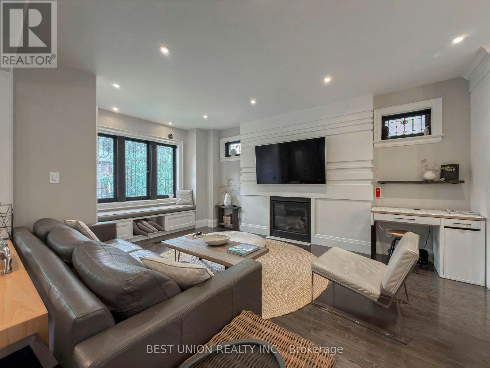 34 Maxwell Avenue, Toronto, ON, M5P 2B5 - 6