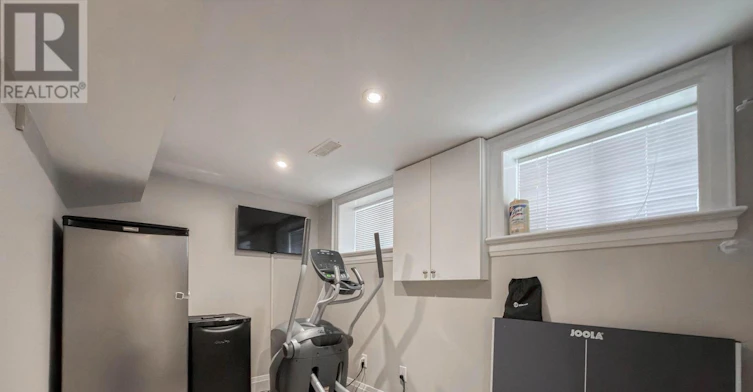 34 Maxwell Avenue, Toronto, ON, M5P 2B5 - 37