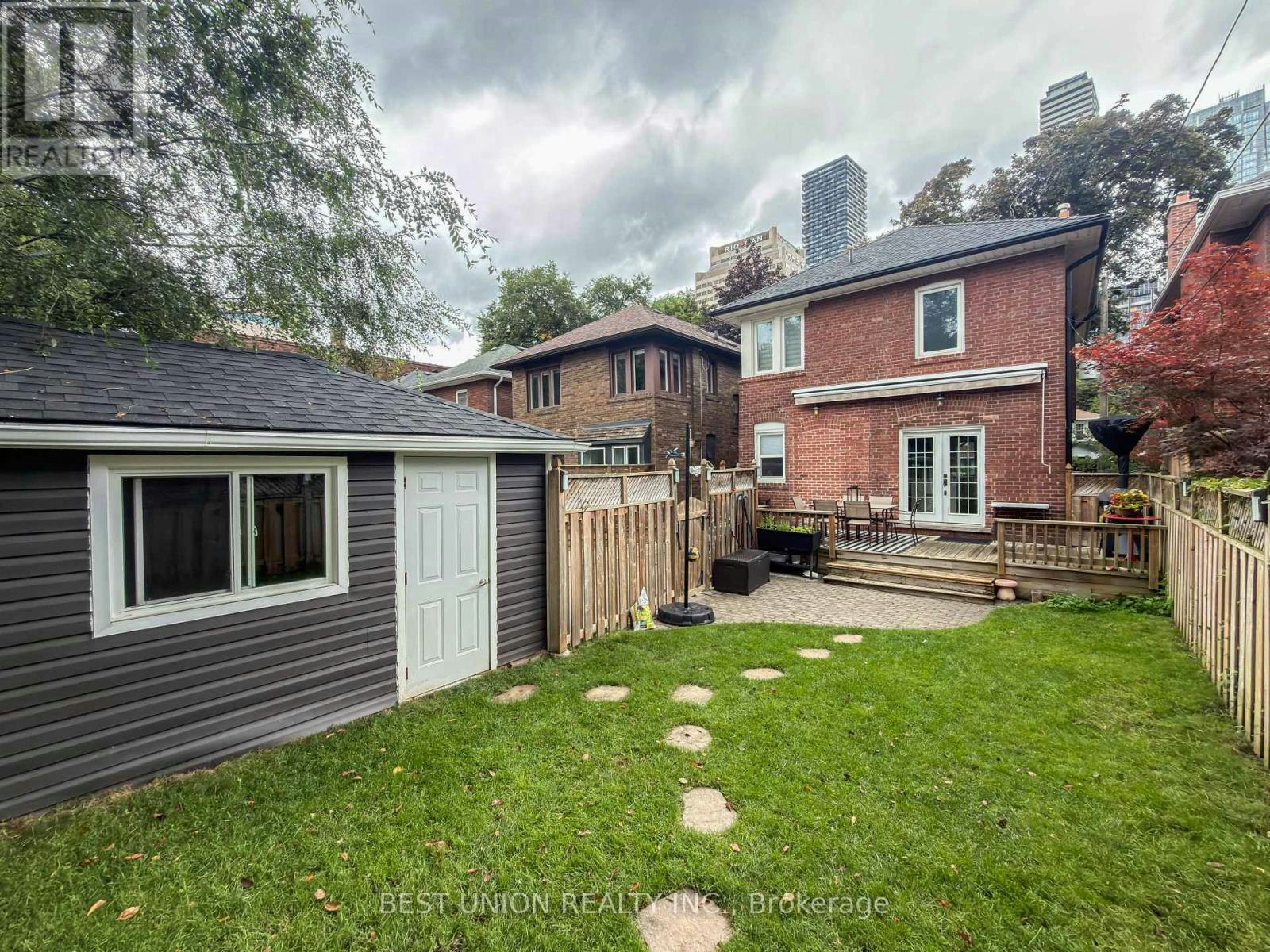 34 Maxwell Avenue, Toronto, ON, M5P 2B5 - 31