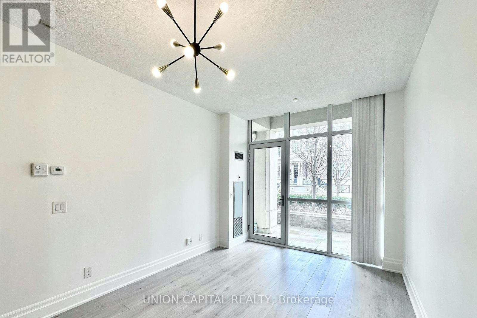 120-39 Upper Duke Crescent, Markham, ON, L6G 0B8 - 8