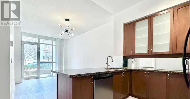 120-39 Upper Duke Crescent, Markham, ON, L6G 0B8