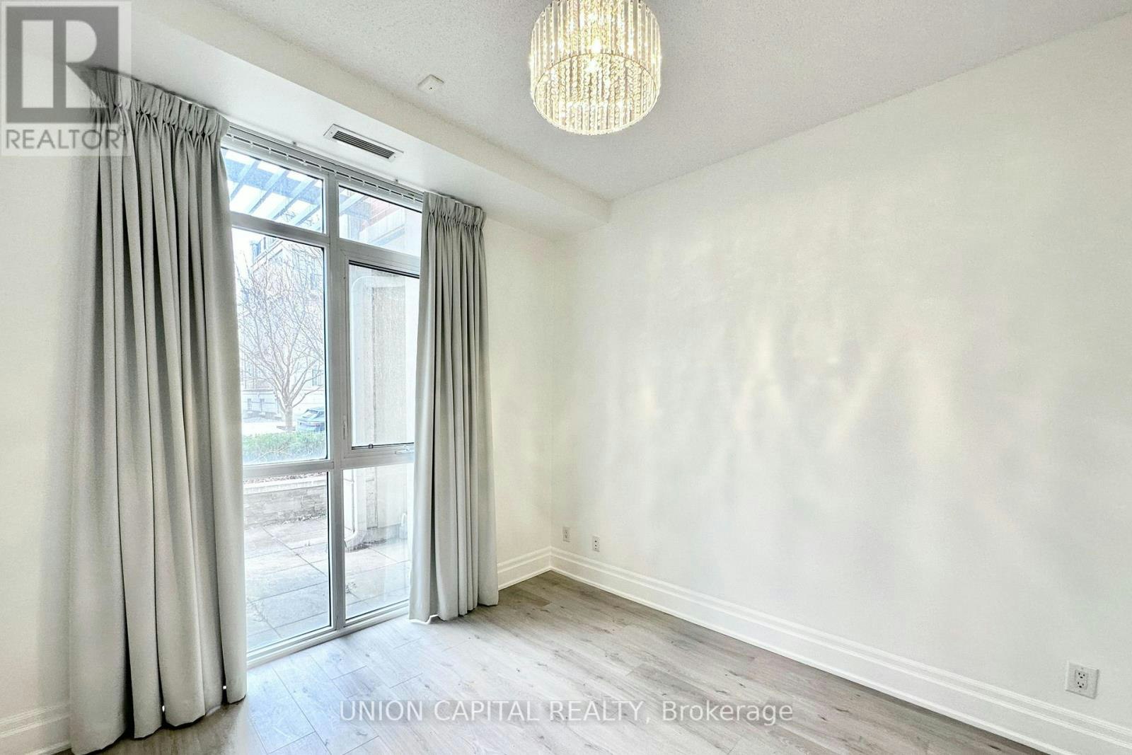 120-39 Upper Duke Crescent, Markham, ON, L6G 0B8 - 18