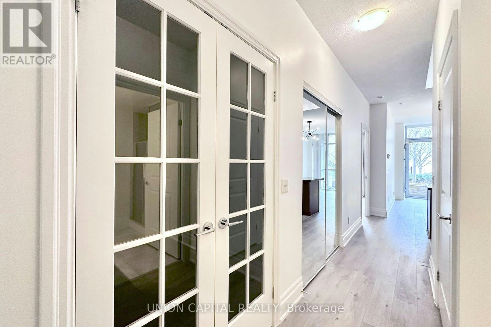 120-39 Upper Duke Crescent, Markham, ON, L6G 0B8 - 4