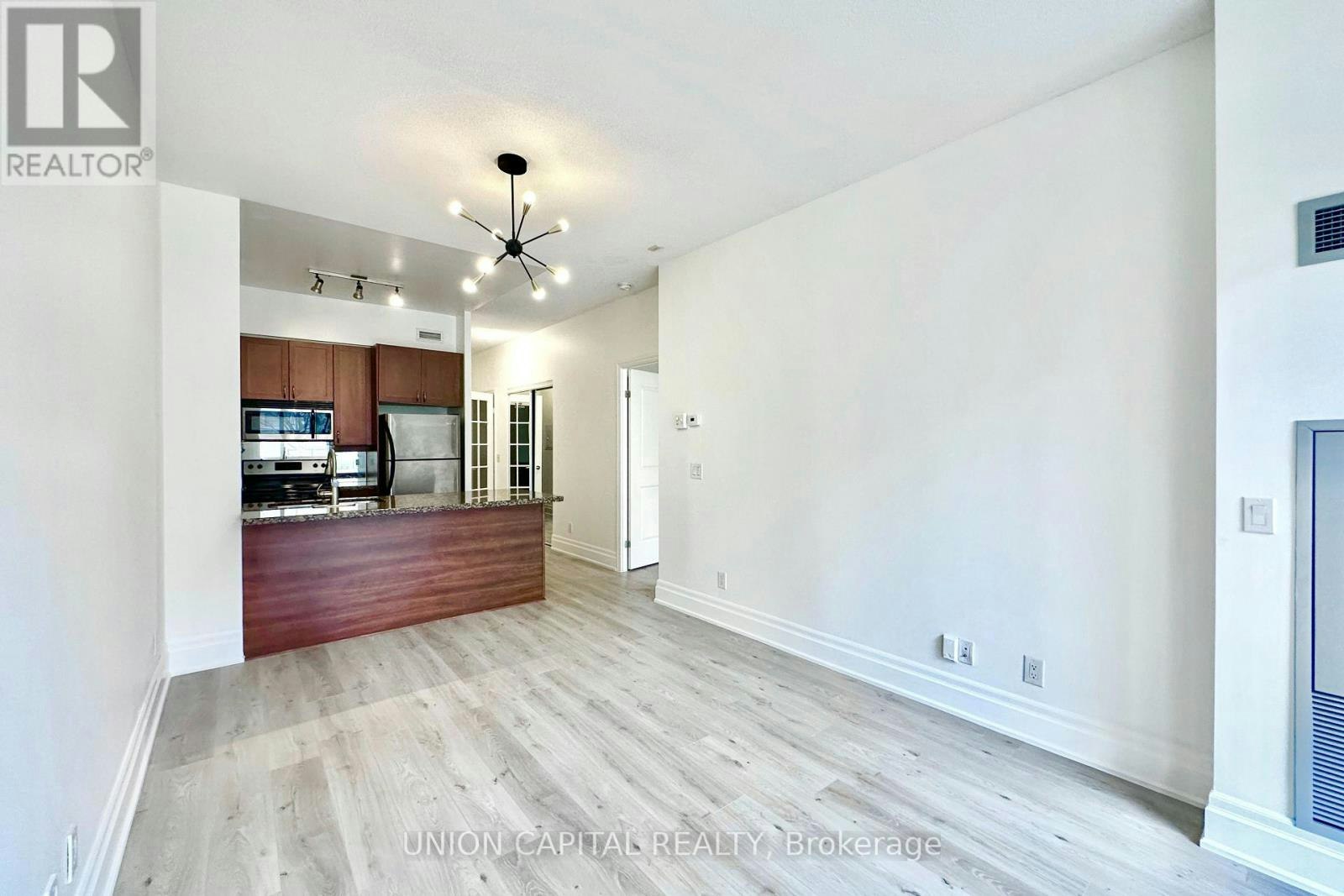 120-39 Upper Duke Crescent, Markham, ON, L6G 0B8 - 12