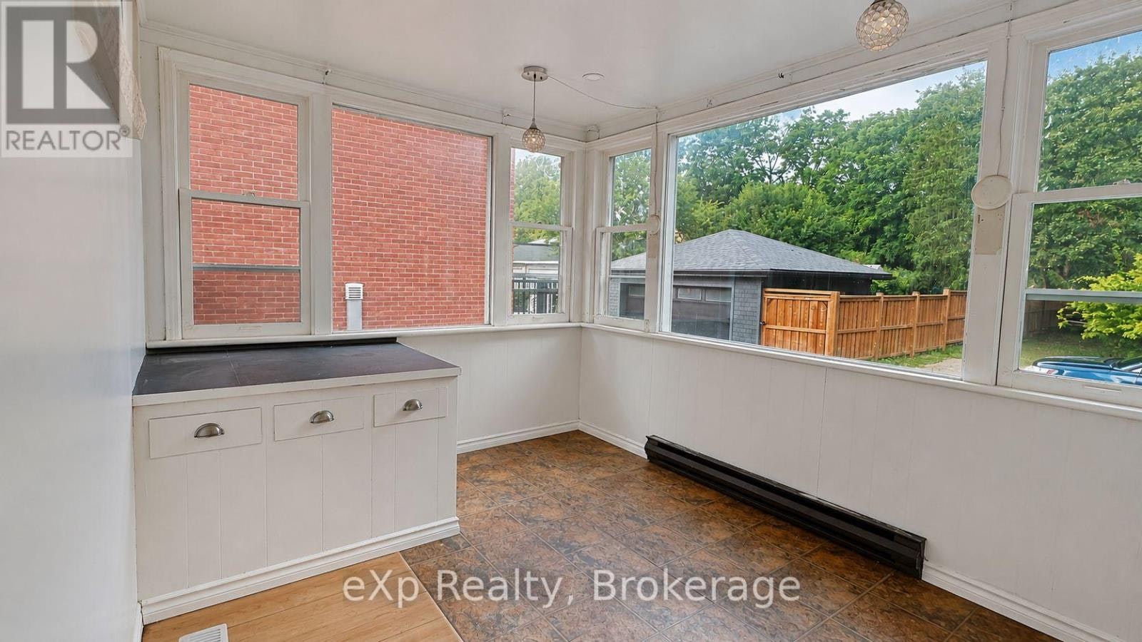 238 Elizabeth Street, Guelph, ON, N1E 2X3 - 12