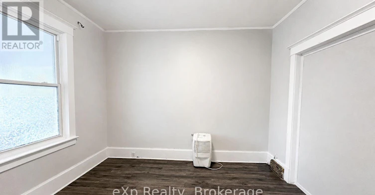 238 Elizabeth Street, Guelph, ON, N1E 2X3 - 8