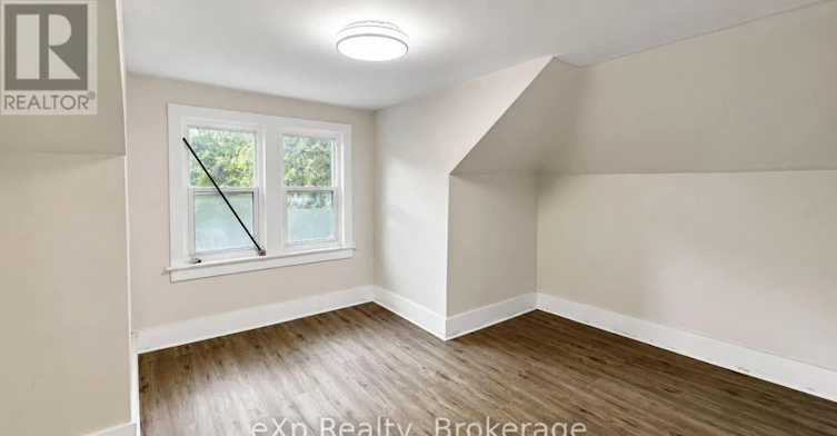 238 Elizabeth Street, Guelph, ON, N1E 2X3 - 10