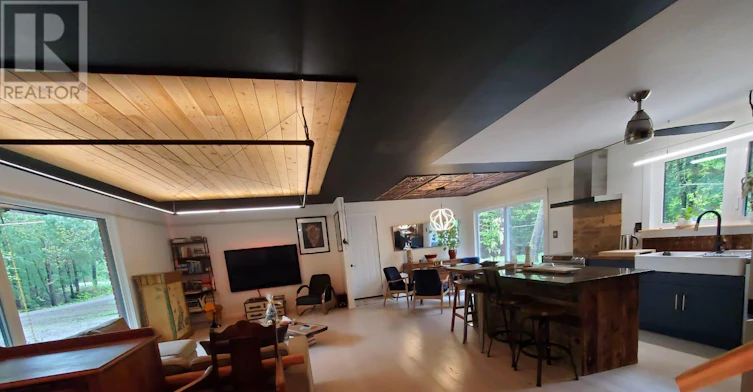 1460 Peterson Road, Bracebridge, ON, P1L 1X1 - 4