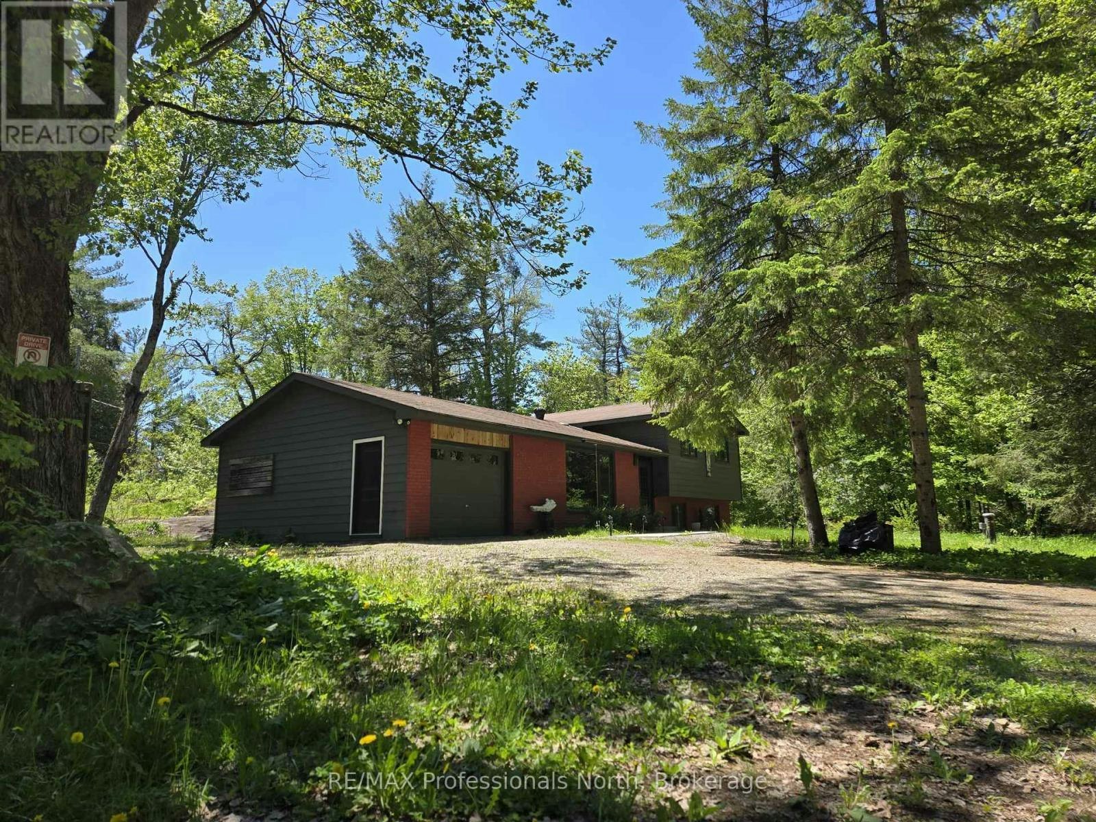 1460 Peterson Road, Bracebridge, ON, P1L 1X1 - 2