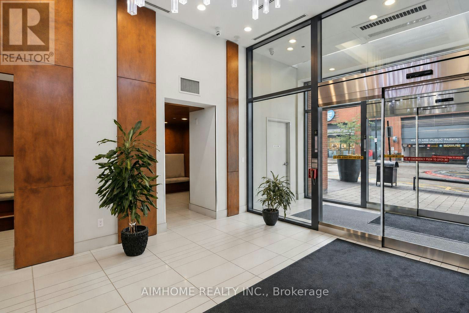 1604-2212 Lakeshore Boulevard W, Toronto, ON, M8V 0C2 - 17
